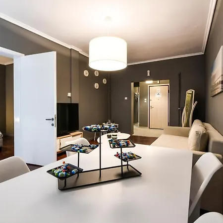 Apartment Center *