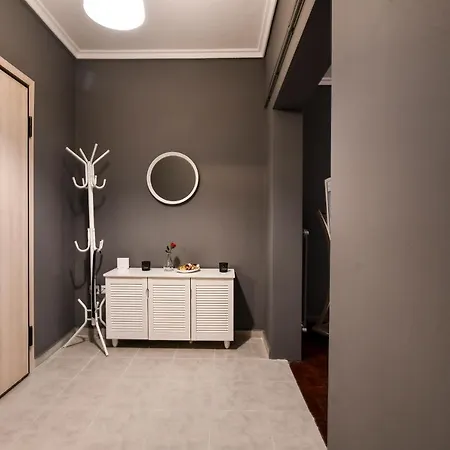 Center Apartment