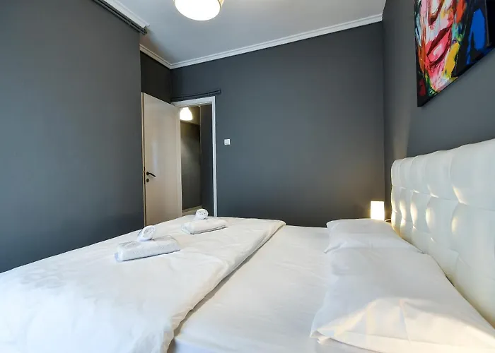 Apartment Center *
