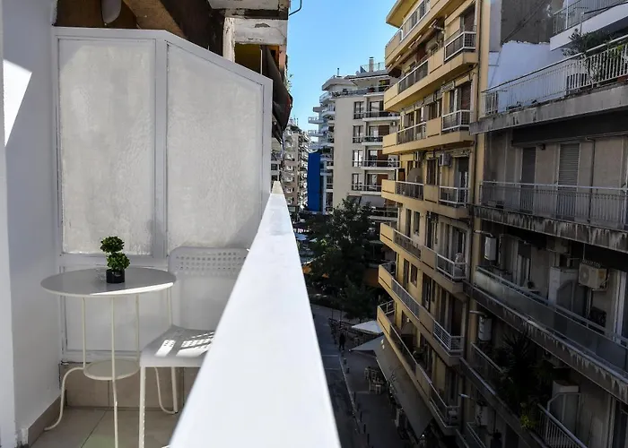 Center * Thessaloniki